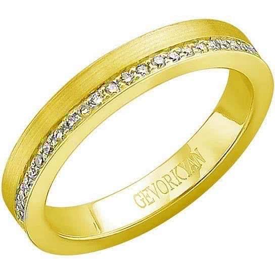 Кольцо с 50 бриллиантами из жёлтого золота