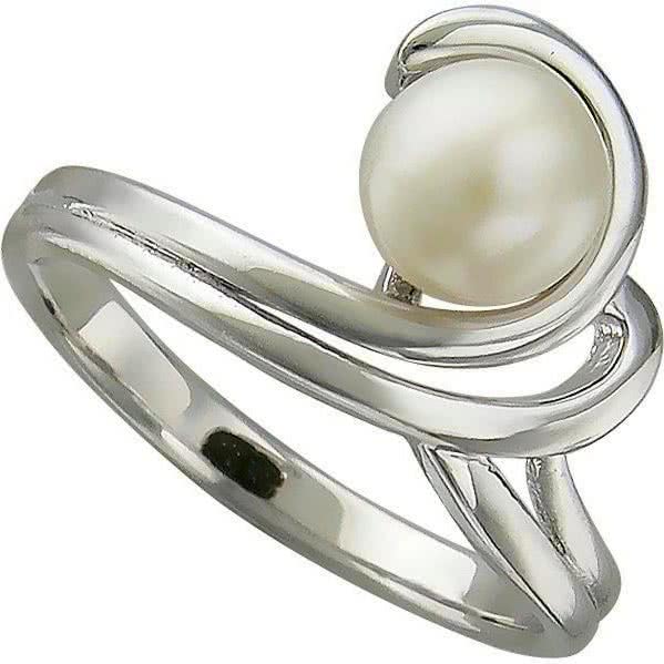 Кольцо с жемчугом из серебра